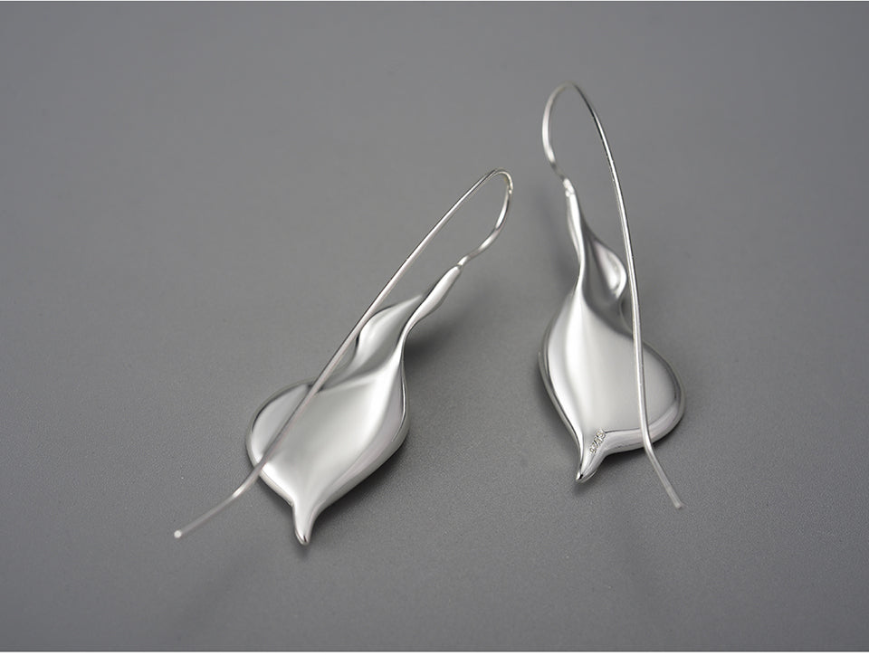 Sterling silver lily flower drop earrings