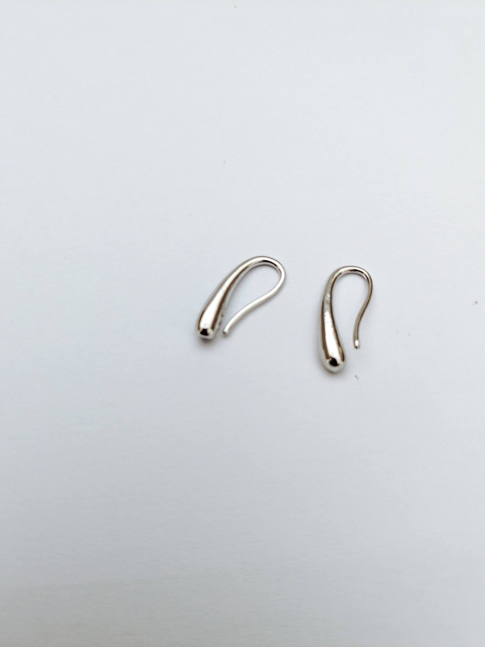 silver waterdrop minimalist earrings