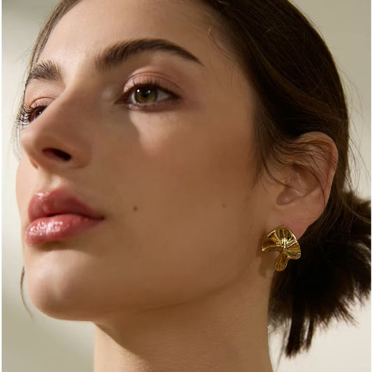 irregular stud earrings